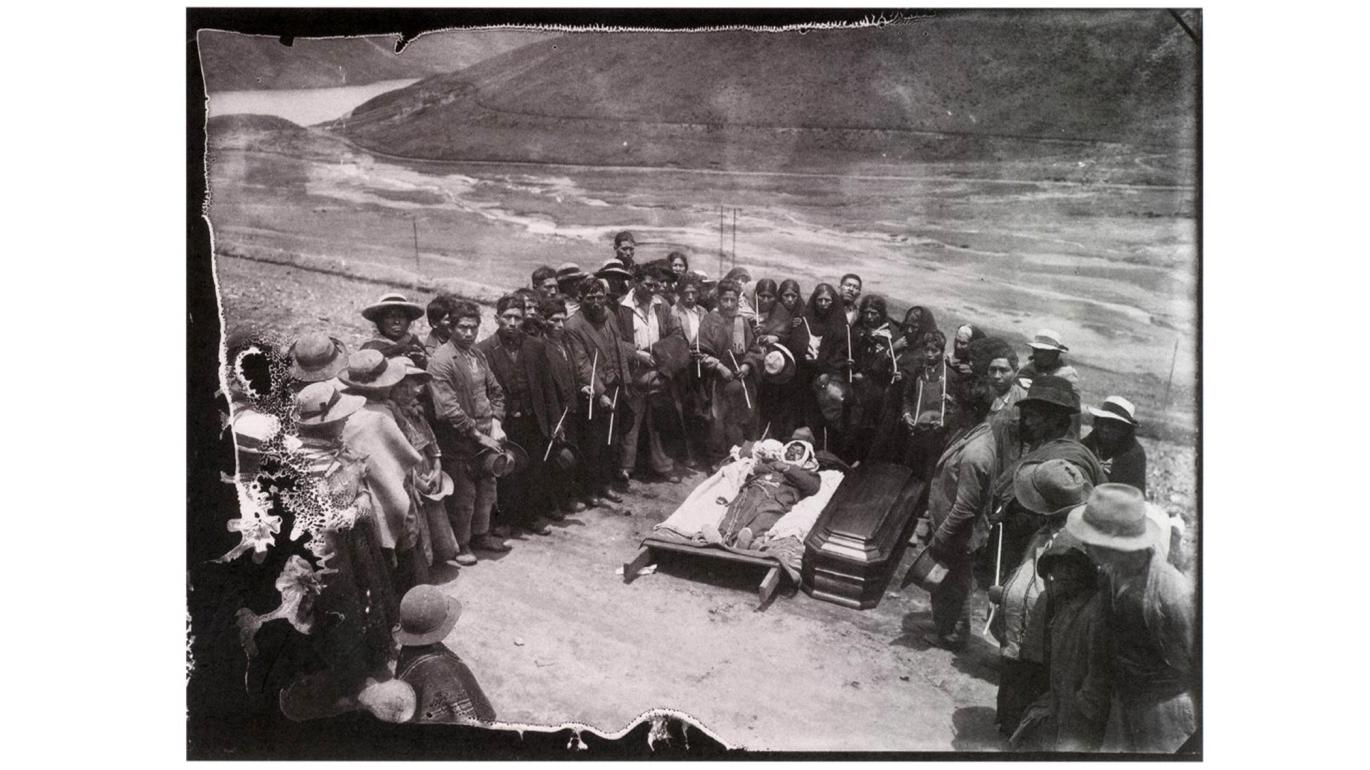 Wake for a miner