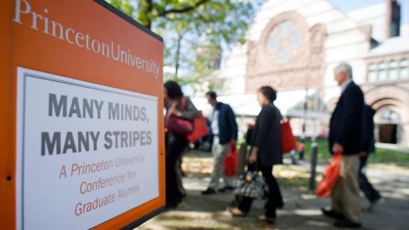 Signage on Campus reads Many Minds conference