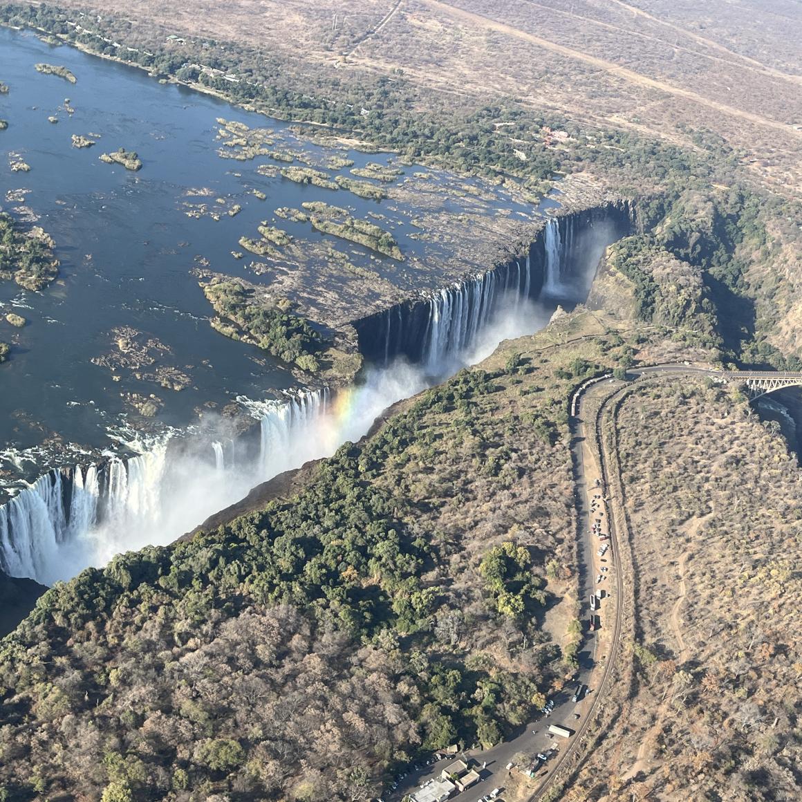 victoria_falls.jpg victoria_falls.jpg