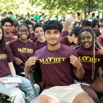 Students from Class of 2027