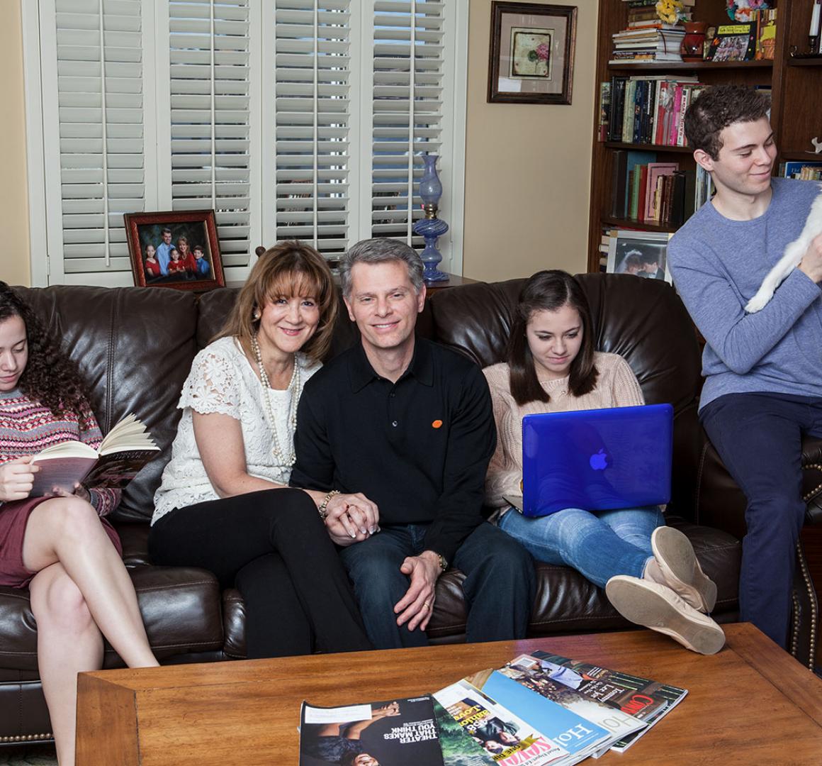 Fernando Aenlle-Rocha and family