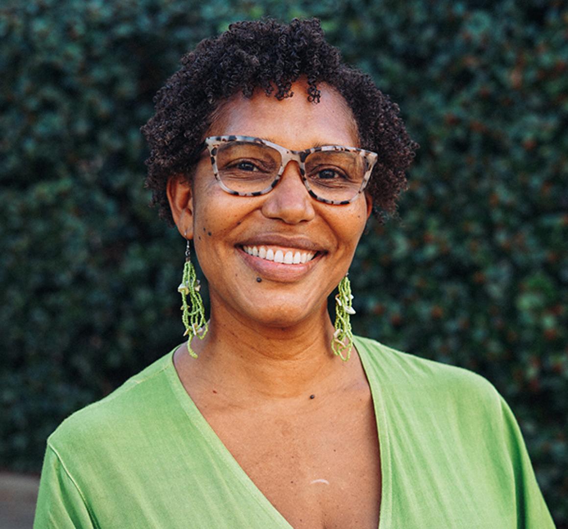 Beth-Sarah Wright '95 headshot