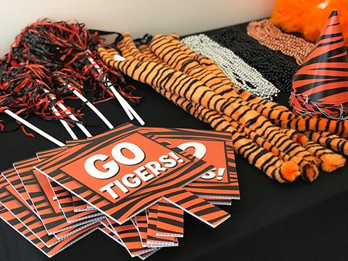 Orange and Black Day party pack