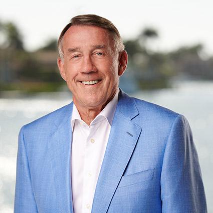 Professional portrait of Larry Leinweber