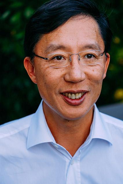 Portrait of man wearing glasses